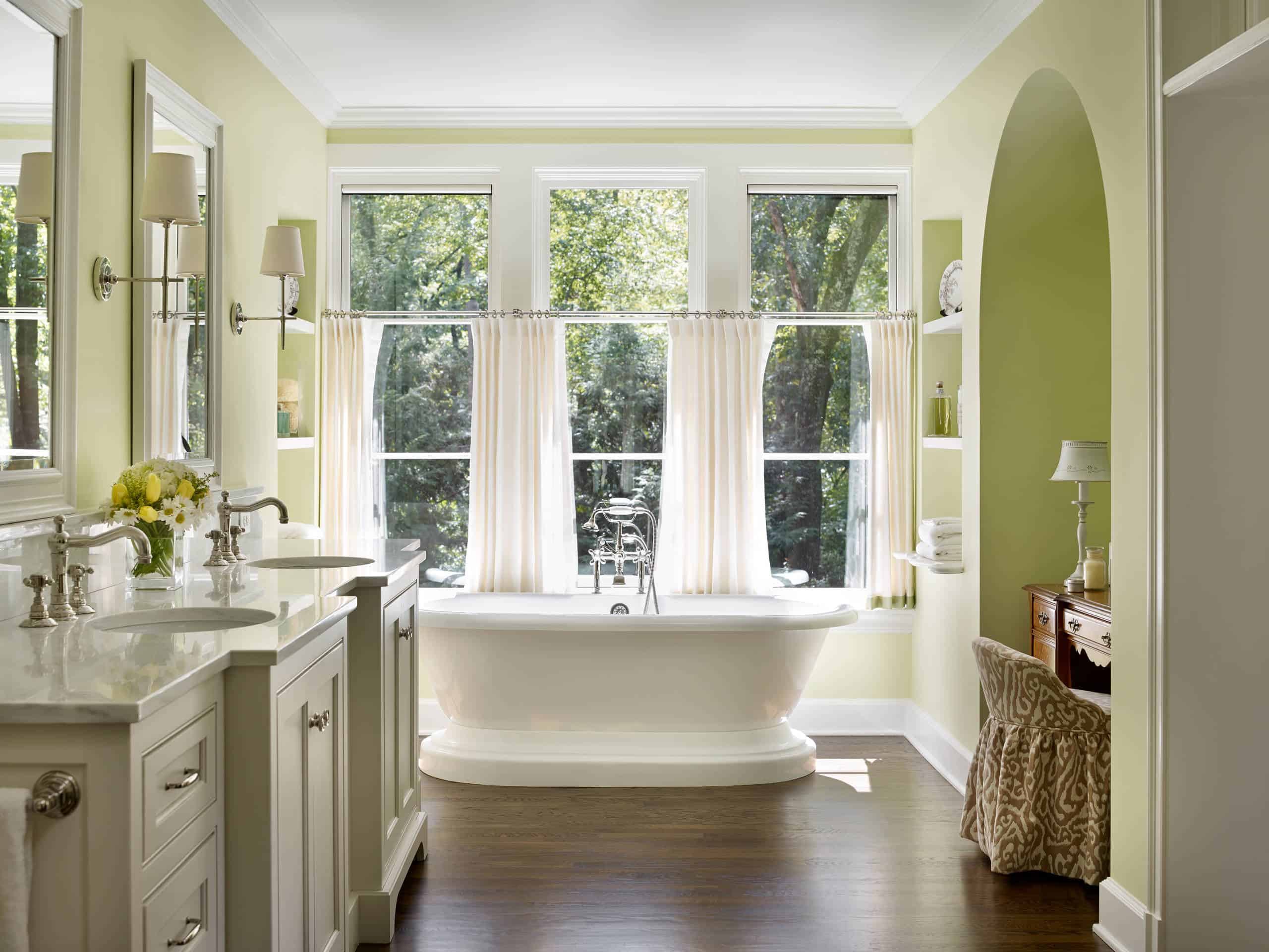 Tips & Ideas for Choosing Bathroom Window Curtains WITH PHOTOS