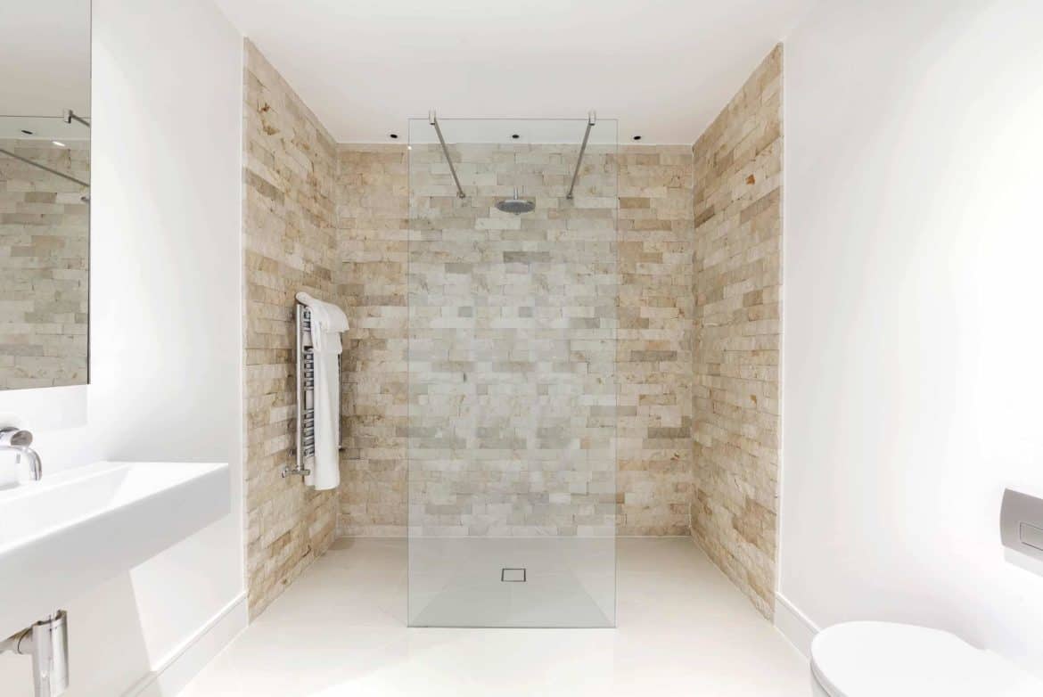 18 Doorless Shower Ideas Bathrooms With Doorless Showers Decor Snob