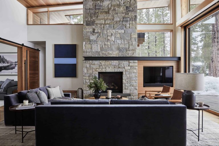 30 Modern Living Rooms with Fireplace and TV Together - Decor Snob