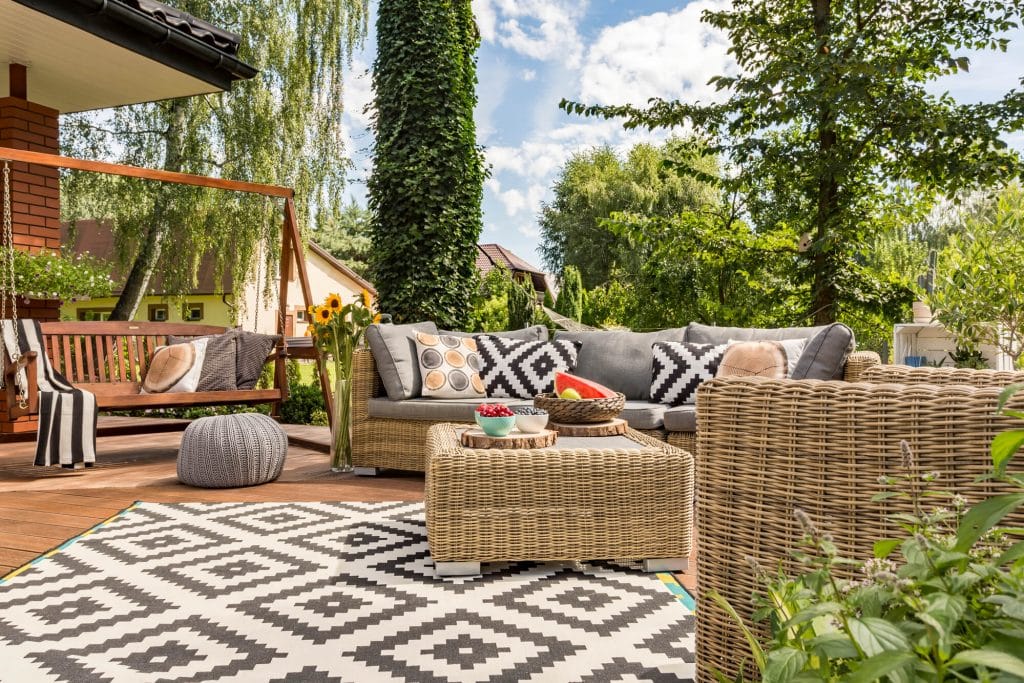 the-best-time-of-the-year-to-buy-outdoor-garden-equipment-decor-snob