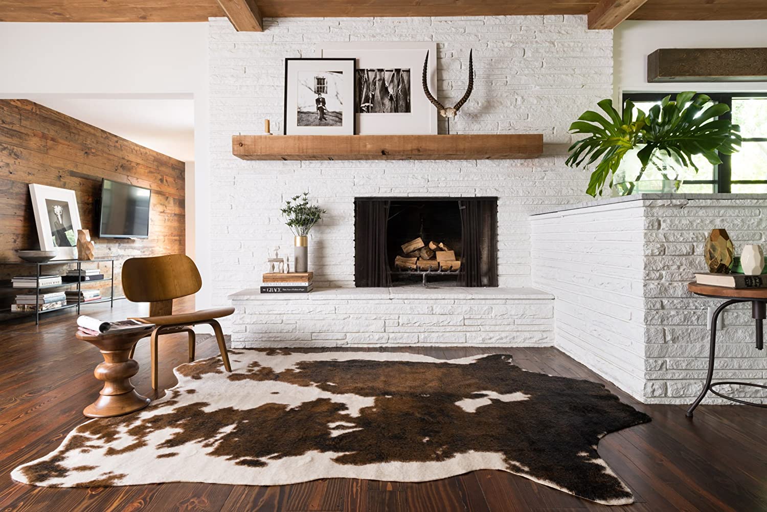 Top 45 Best Cowhide Rug Ideas For Modern Flooring Inspiration