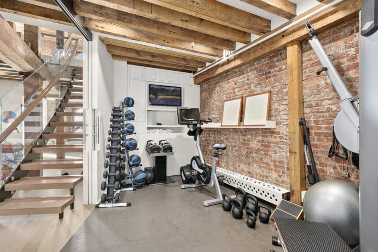 15-small-space-home-gym-ideas-compact-workout-rooms